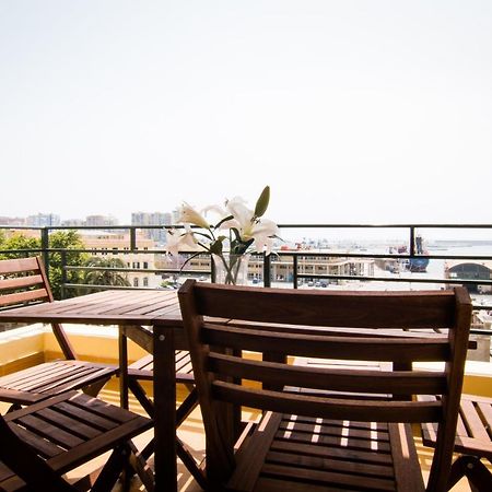 Holidays2Malaga Terraza & Junto Puerto Deportivo Exterior photo